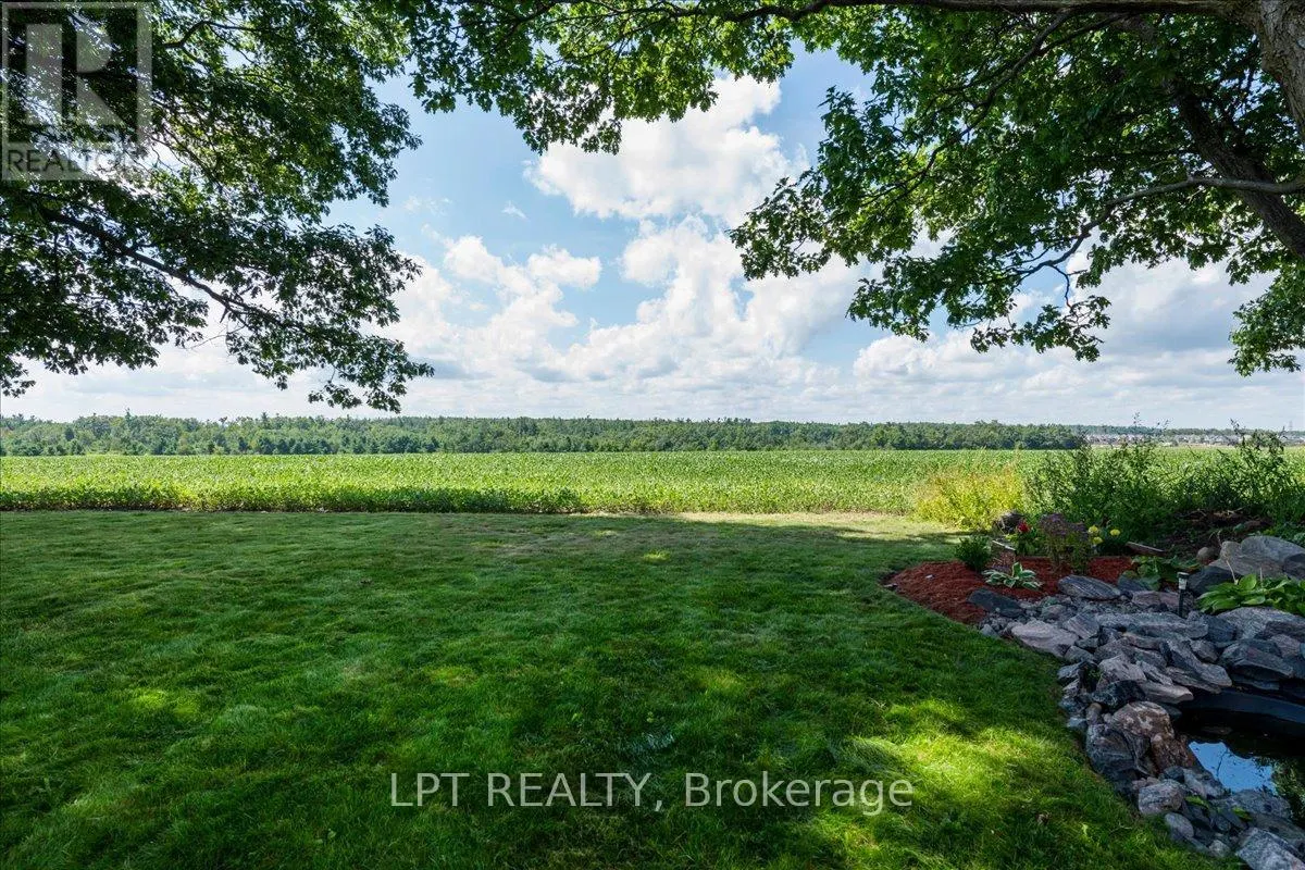 47 NORTHVIEW CRESCENT