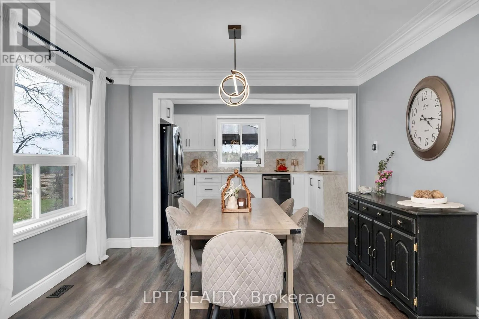 47 NORTHVIEW CRESCENT