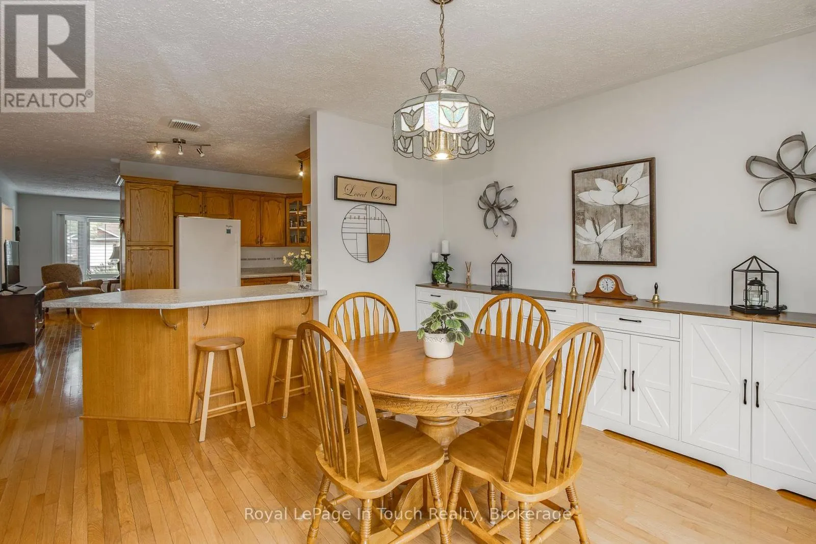 18 - 90 BURKE STREET #18