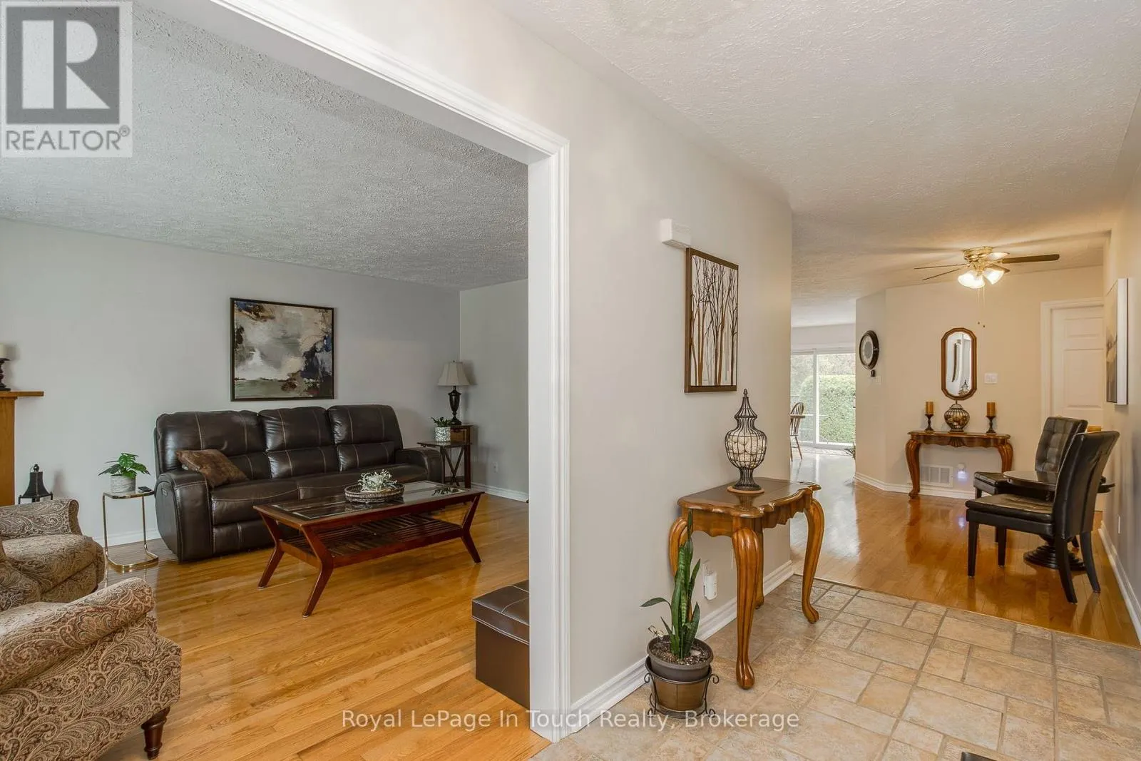 18 - 90 BURKE STREET #18