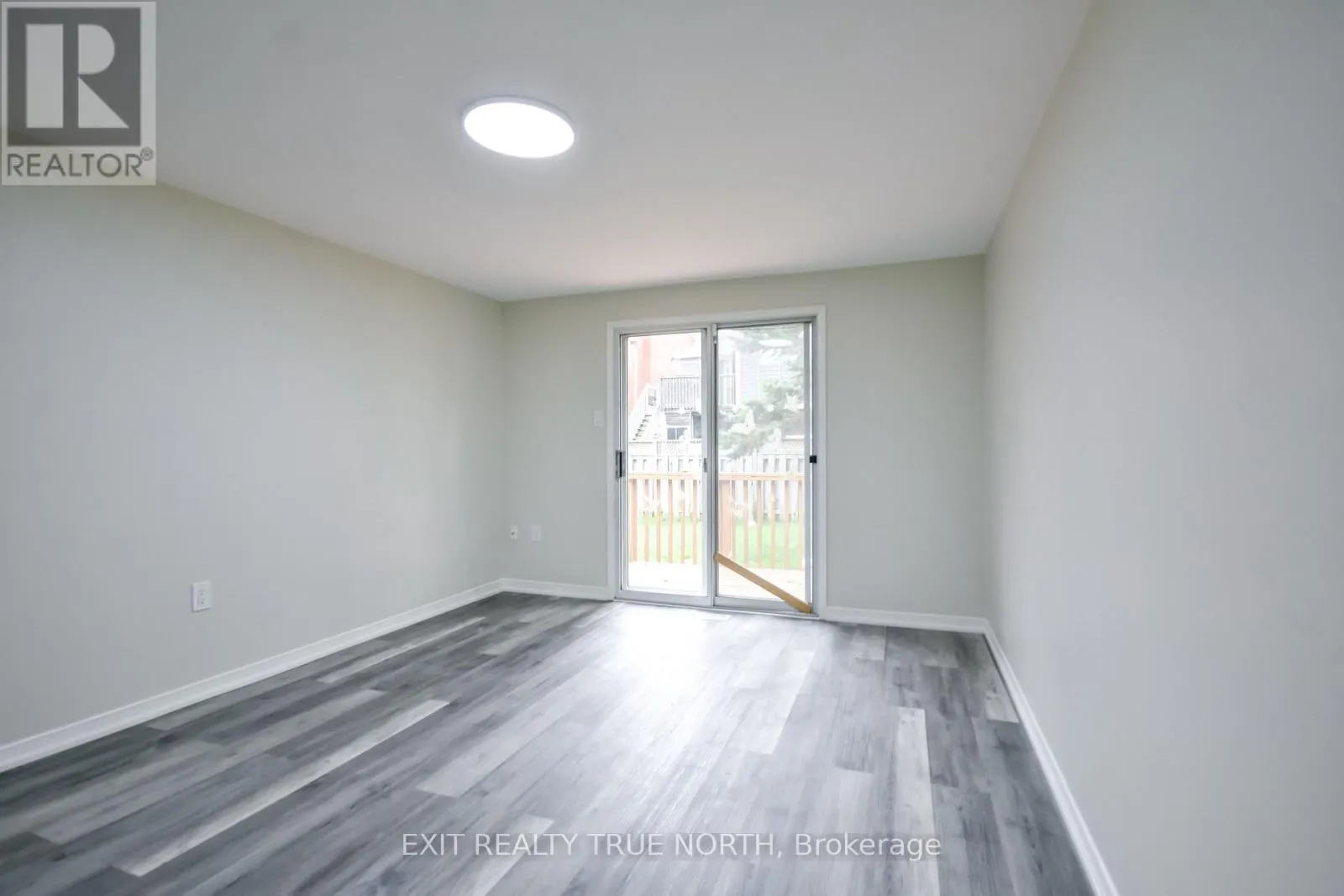 426 SUNNIDALE ROAD