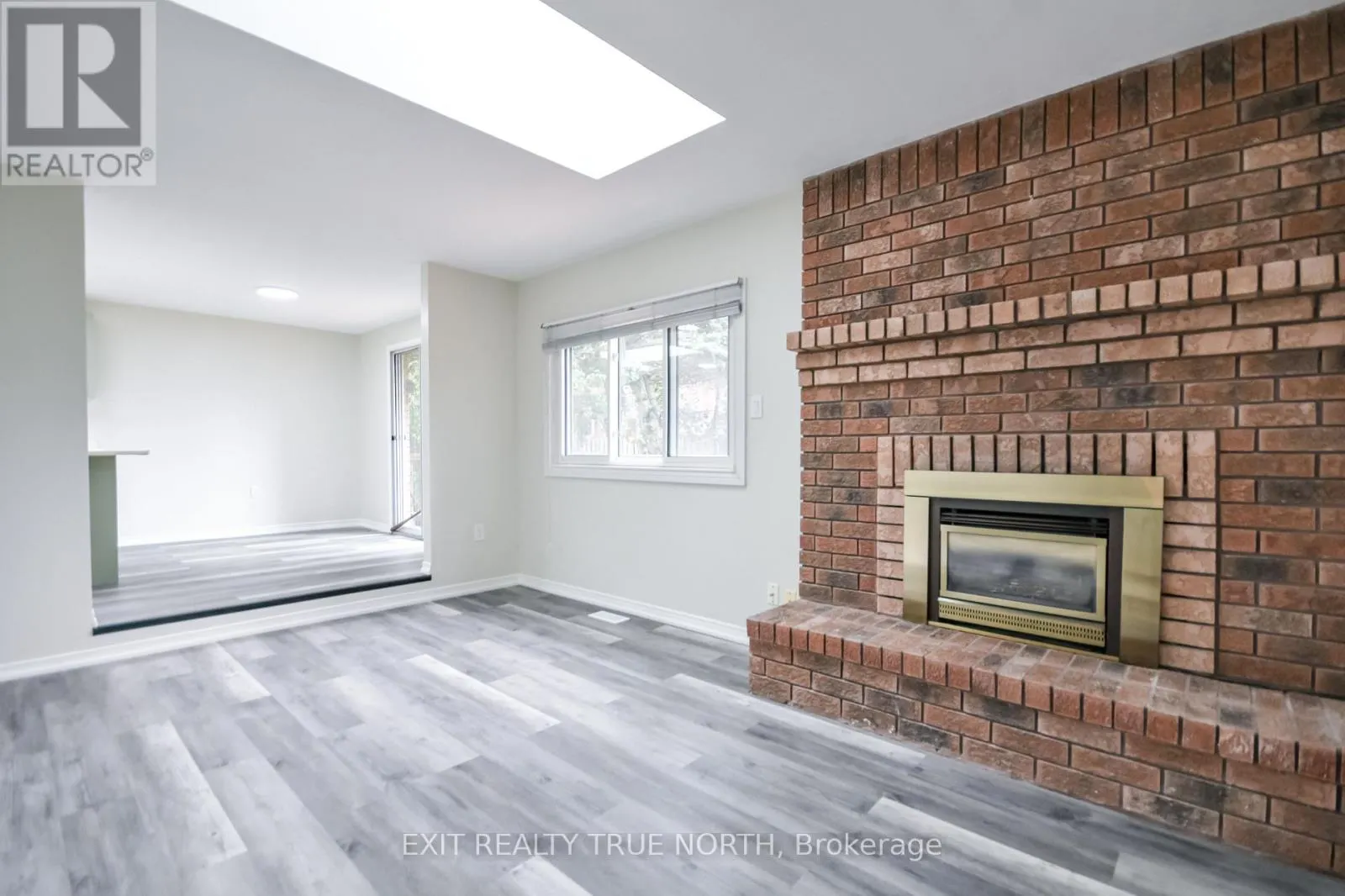 426 SUNNIDALE ROAD