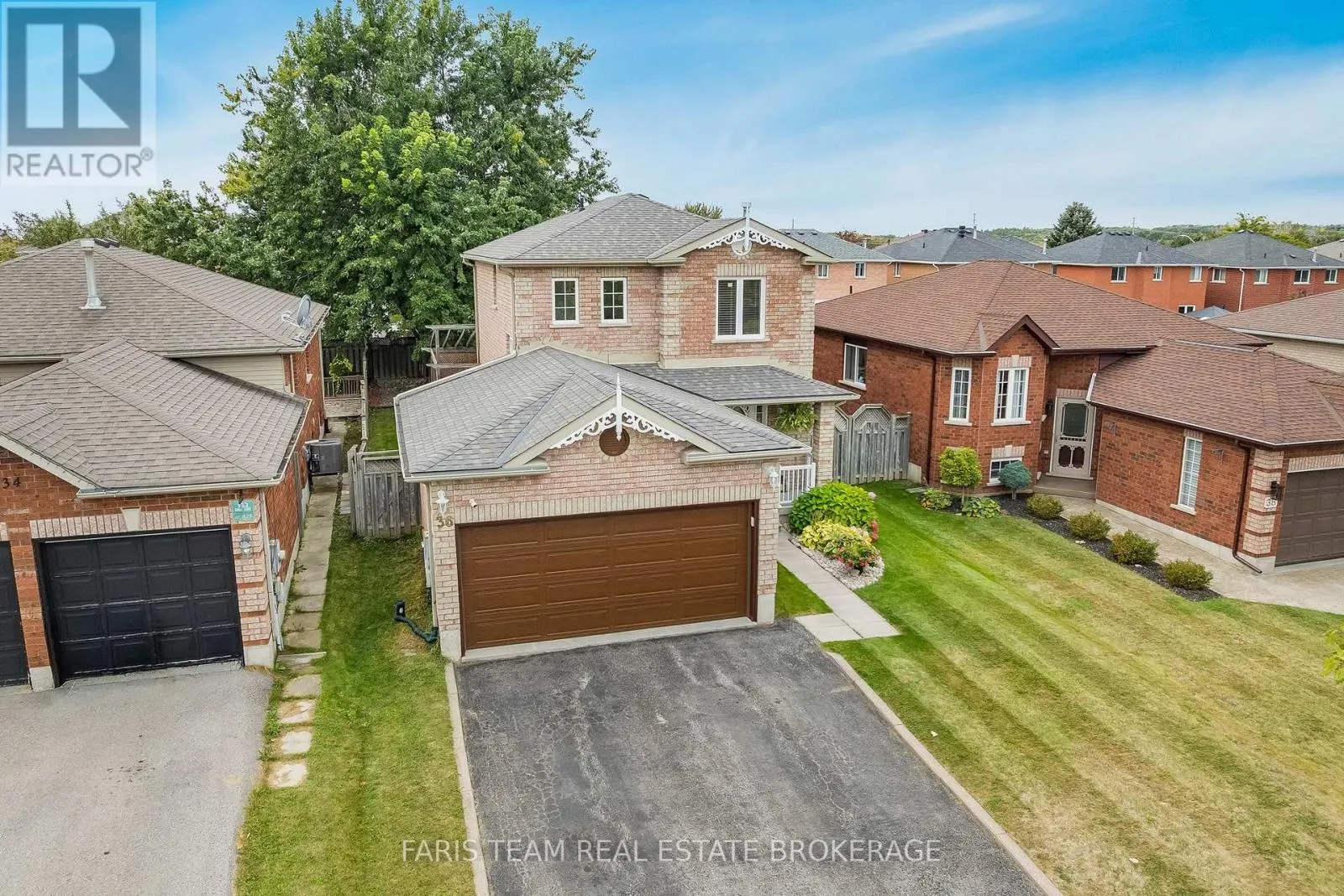 36 RED OAK DRIVE
