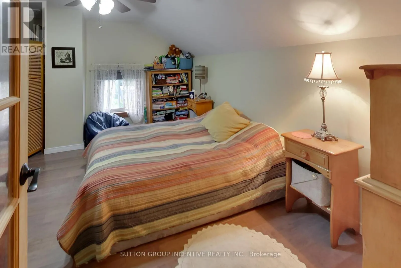1724 PENETANGUISHENE ROAD