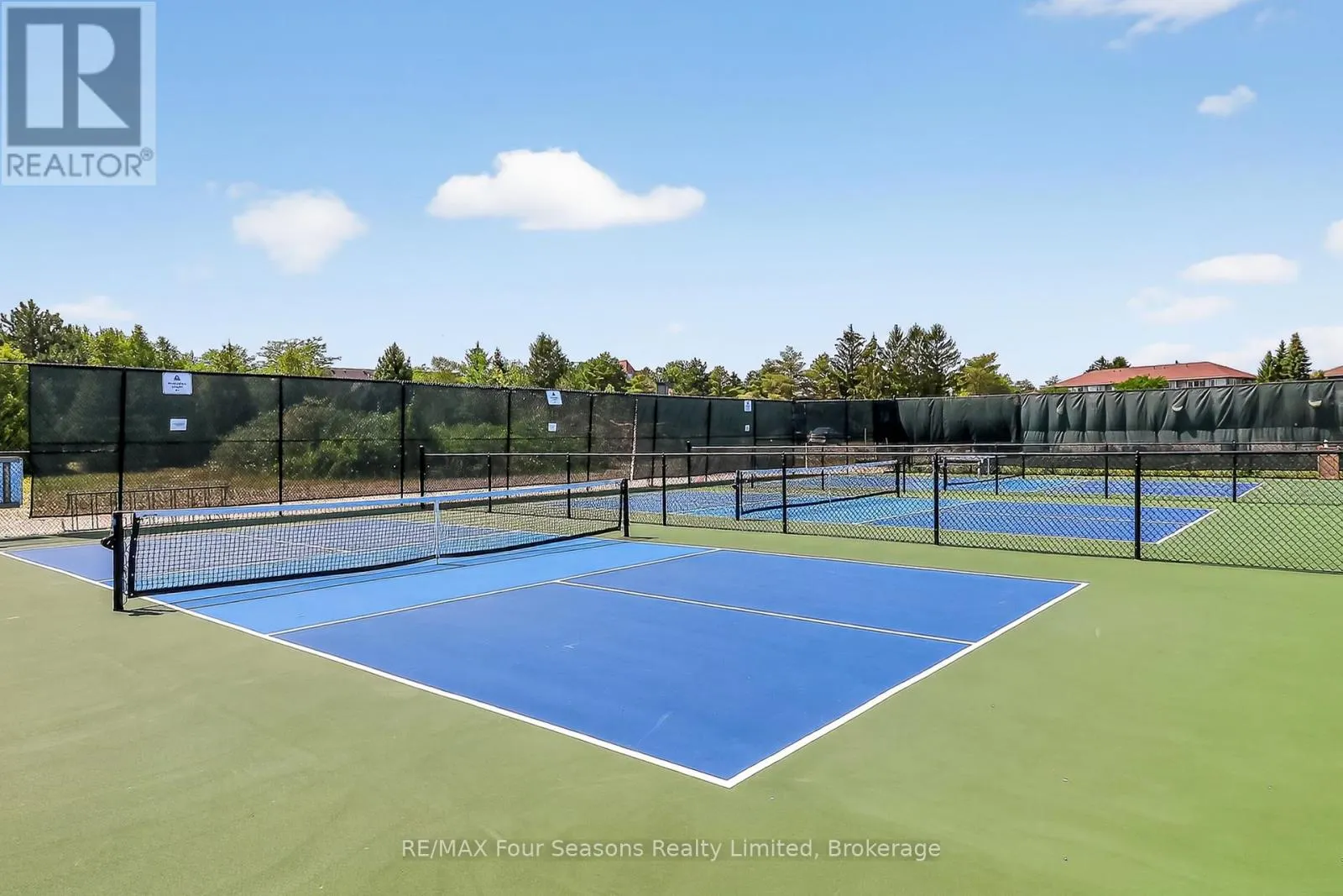 312 MARINERS WAY