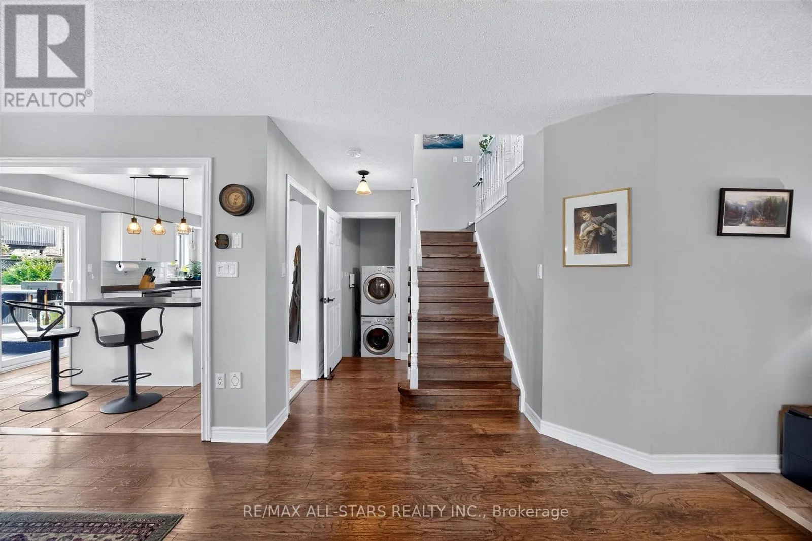 31 COUNTRY LANE