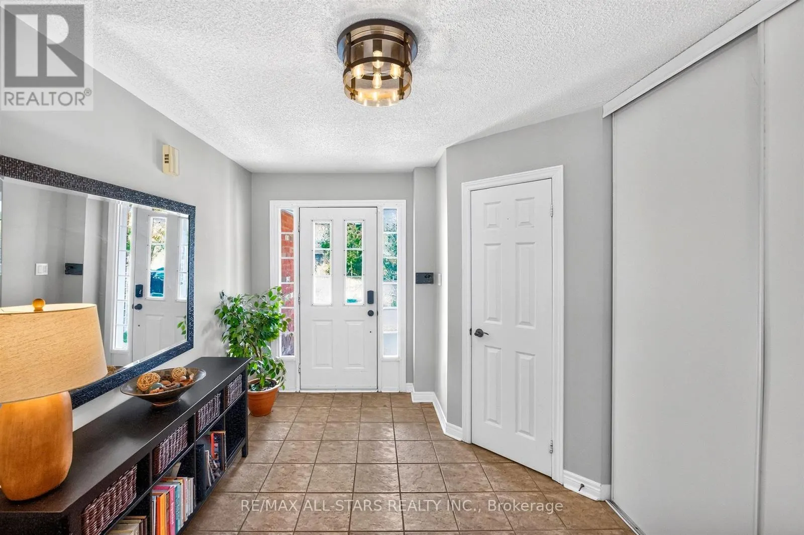 31 COUNTRY LANE