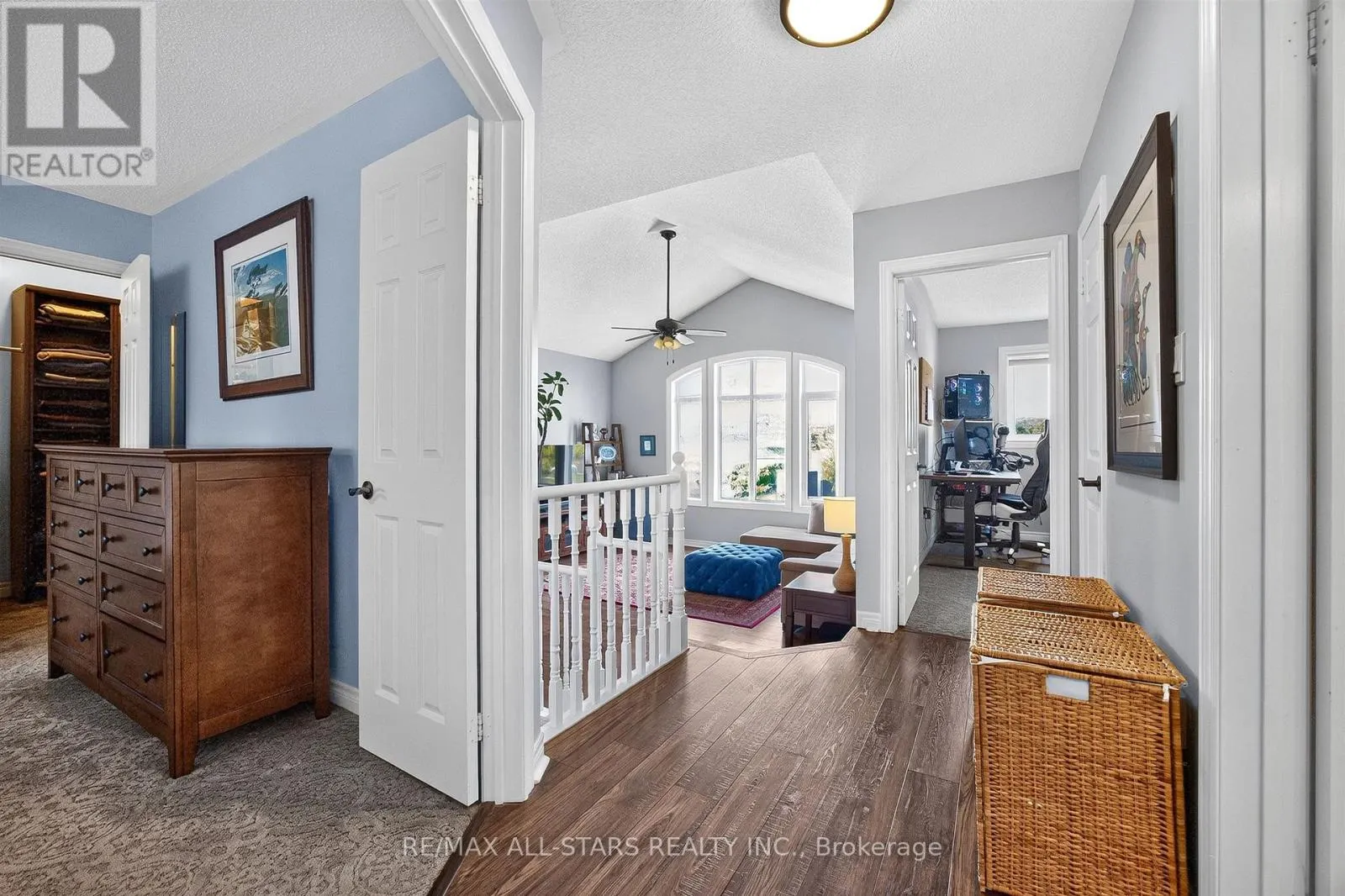 31 COUNTRY LANE