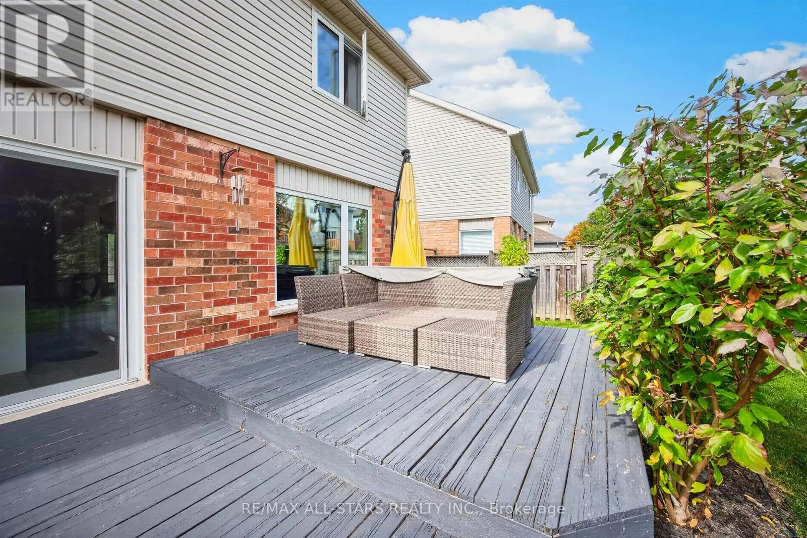 31 COUNTRY LANE