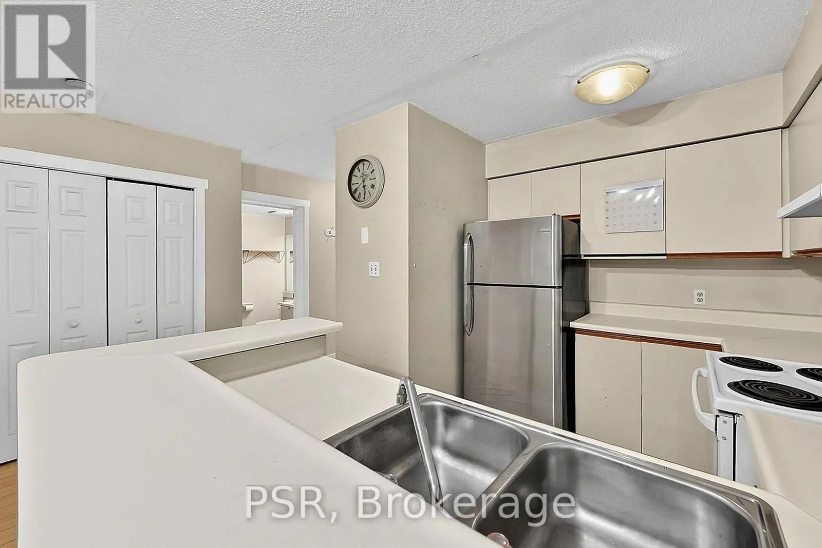 183 - 49 TROTT BOULEVARD #183