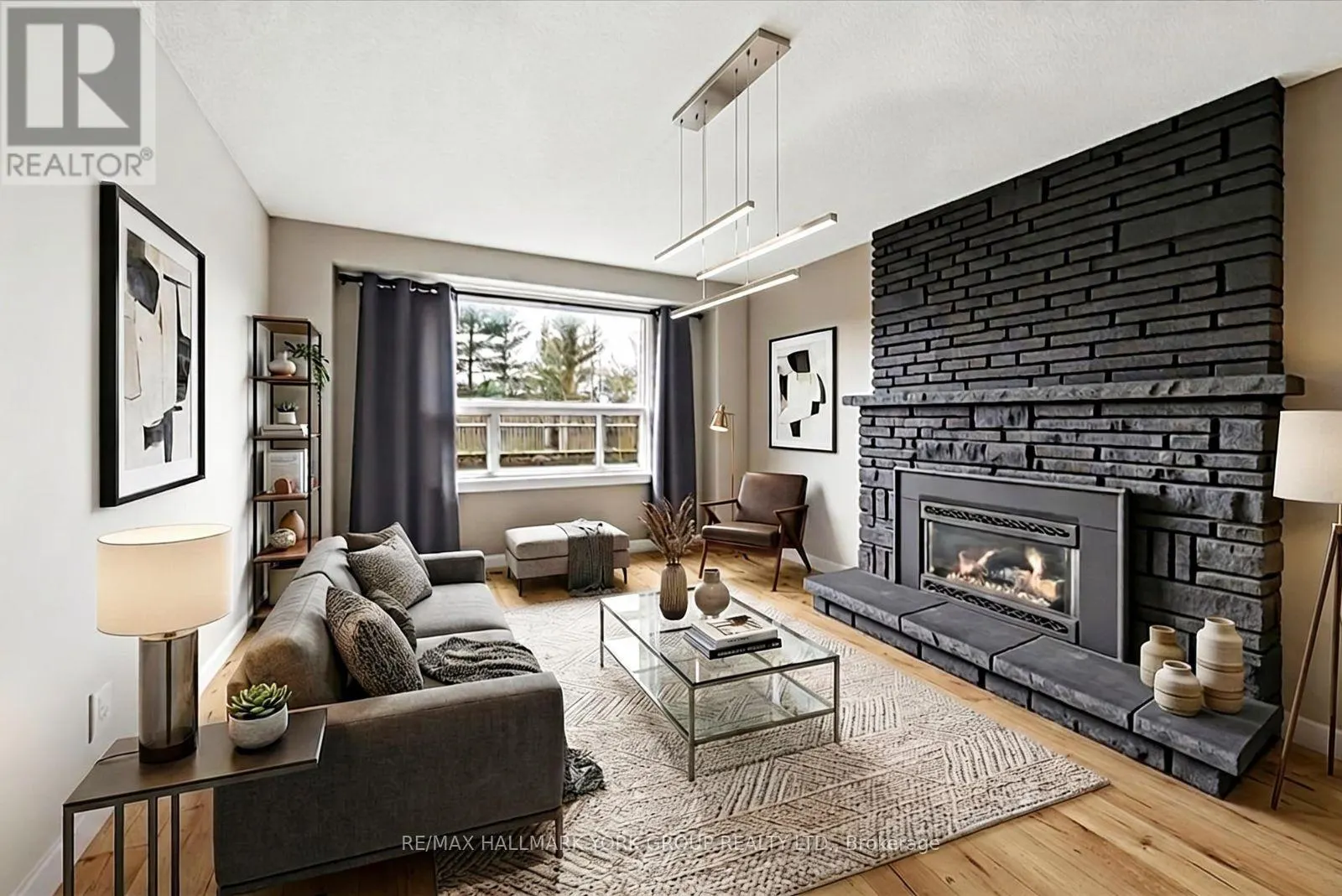 41 LAURENTIAN LANE