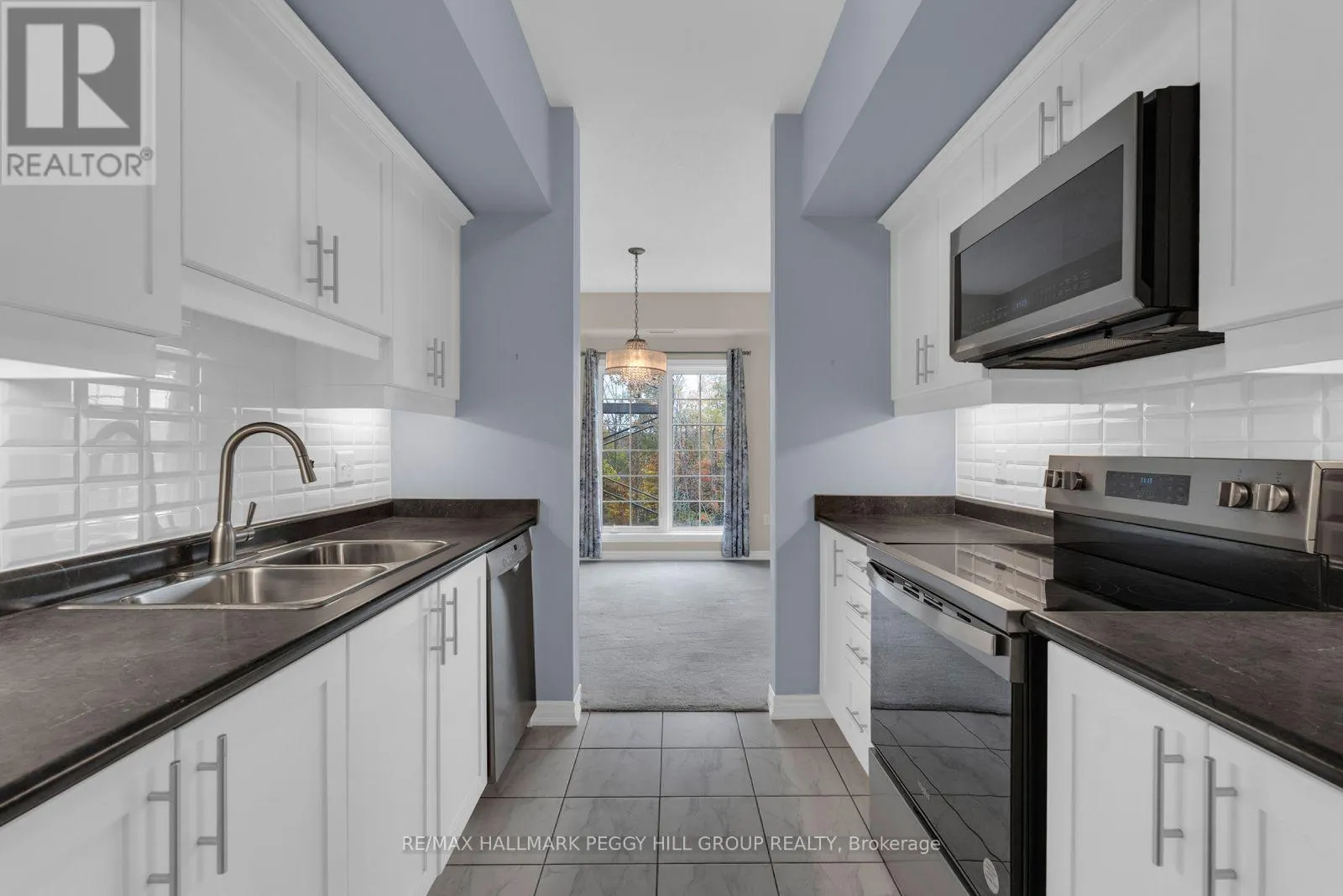 212 - 5 GREENWICH STREET