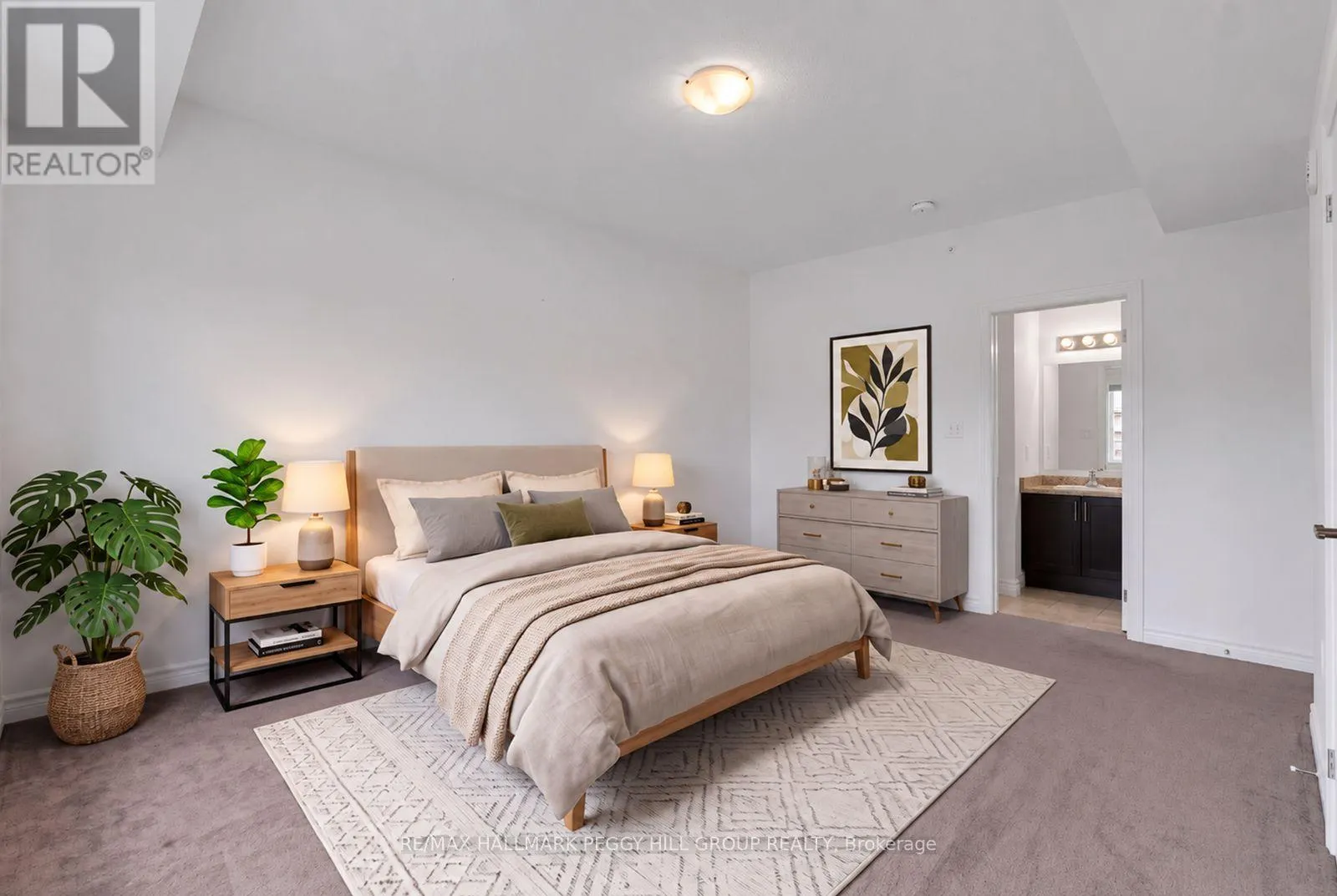 212 - 5 GREENWICH STREET