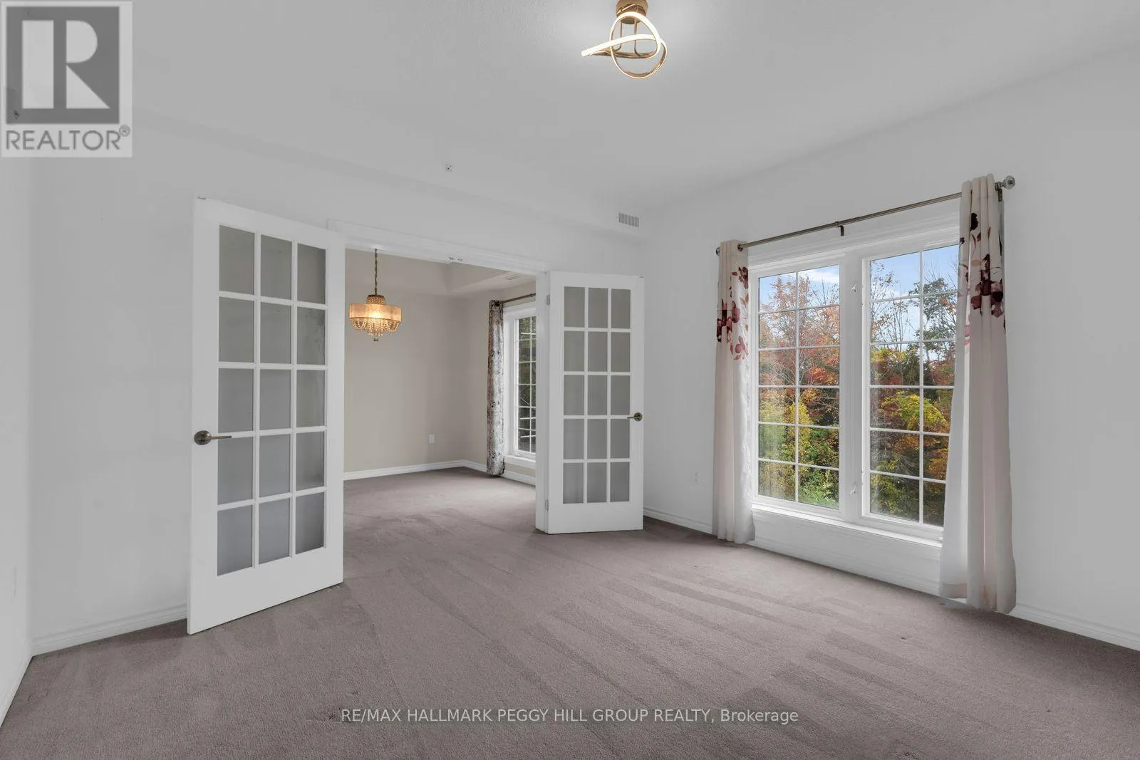 212 - 5 GREENWICH STREET
