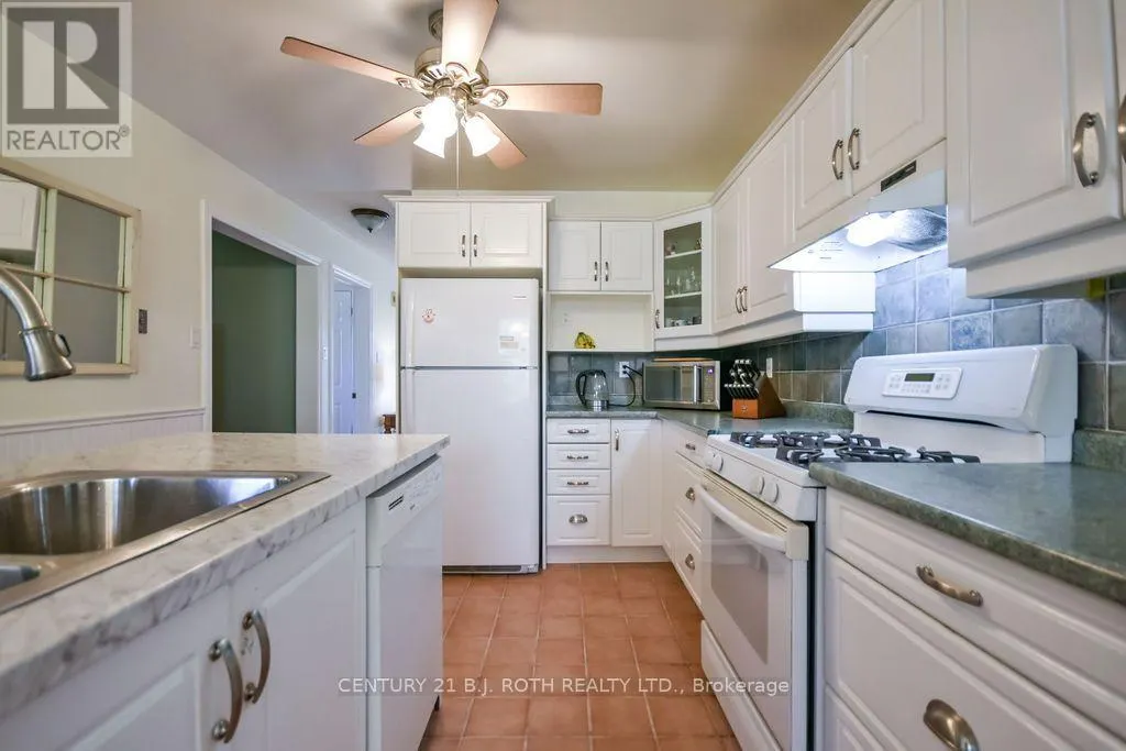 24 GRAND FOREST DRIVE