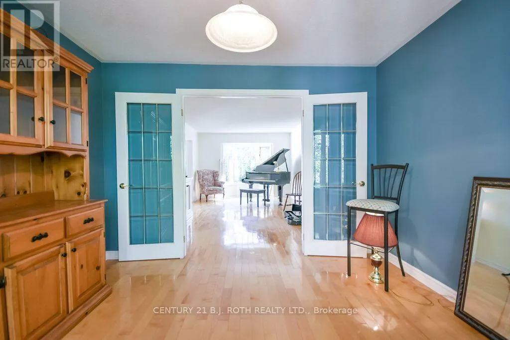 24 GRAND FOREST DRIVE