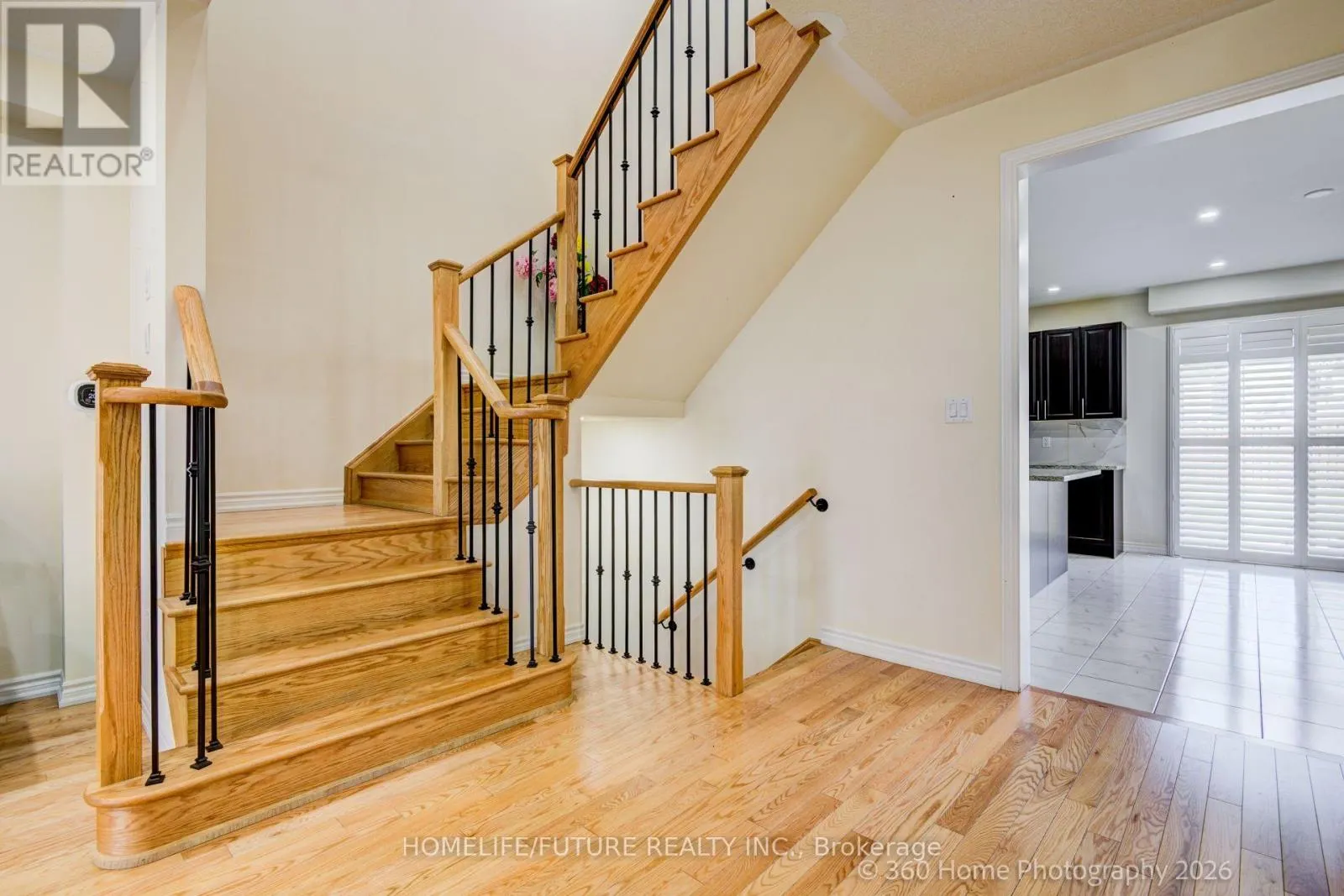 42 SAMUEL CRESCENT