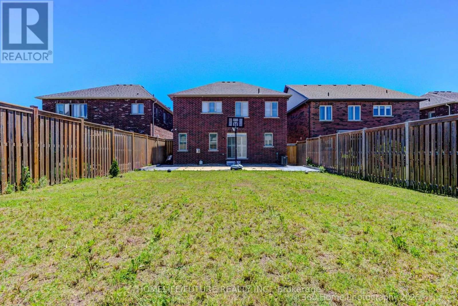 42 SAMUEL CRESCENT