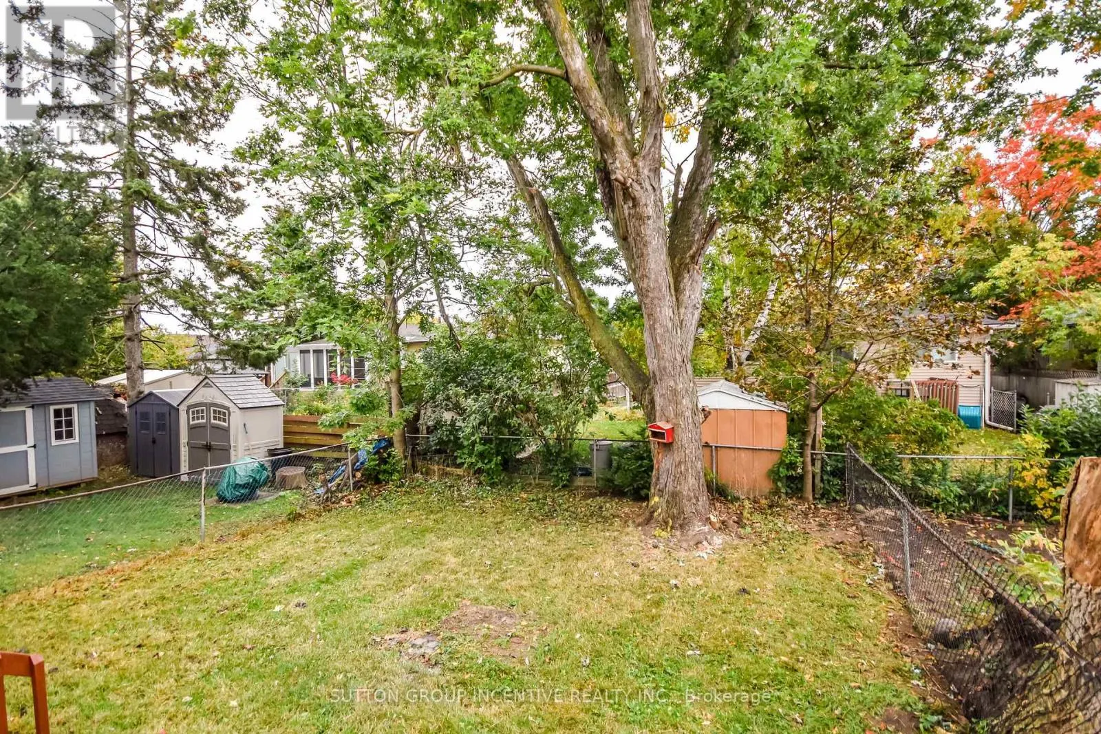 33B CUNDLES ROAD E