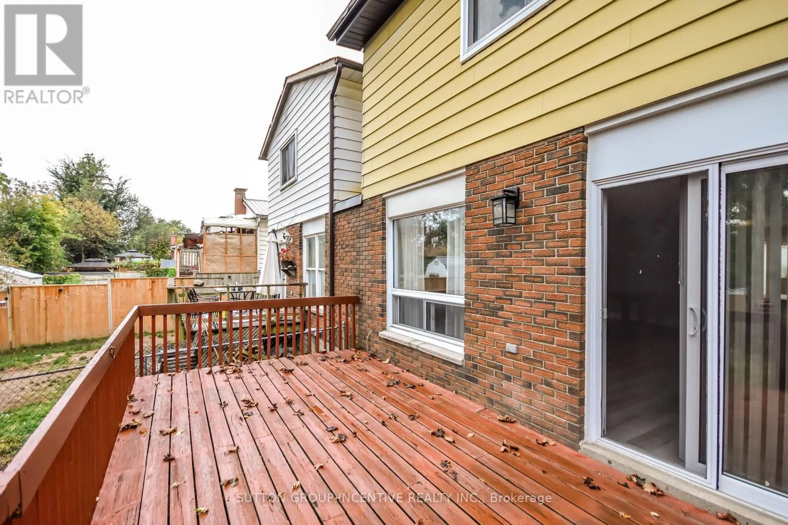 33B CUNDLES ROAD E