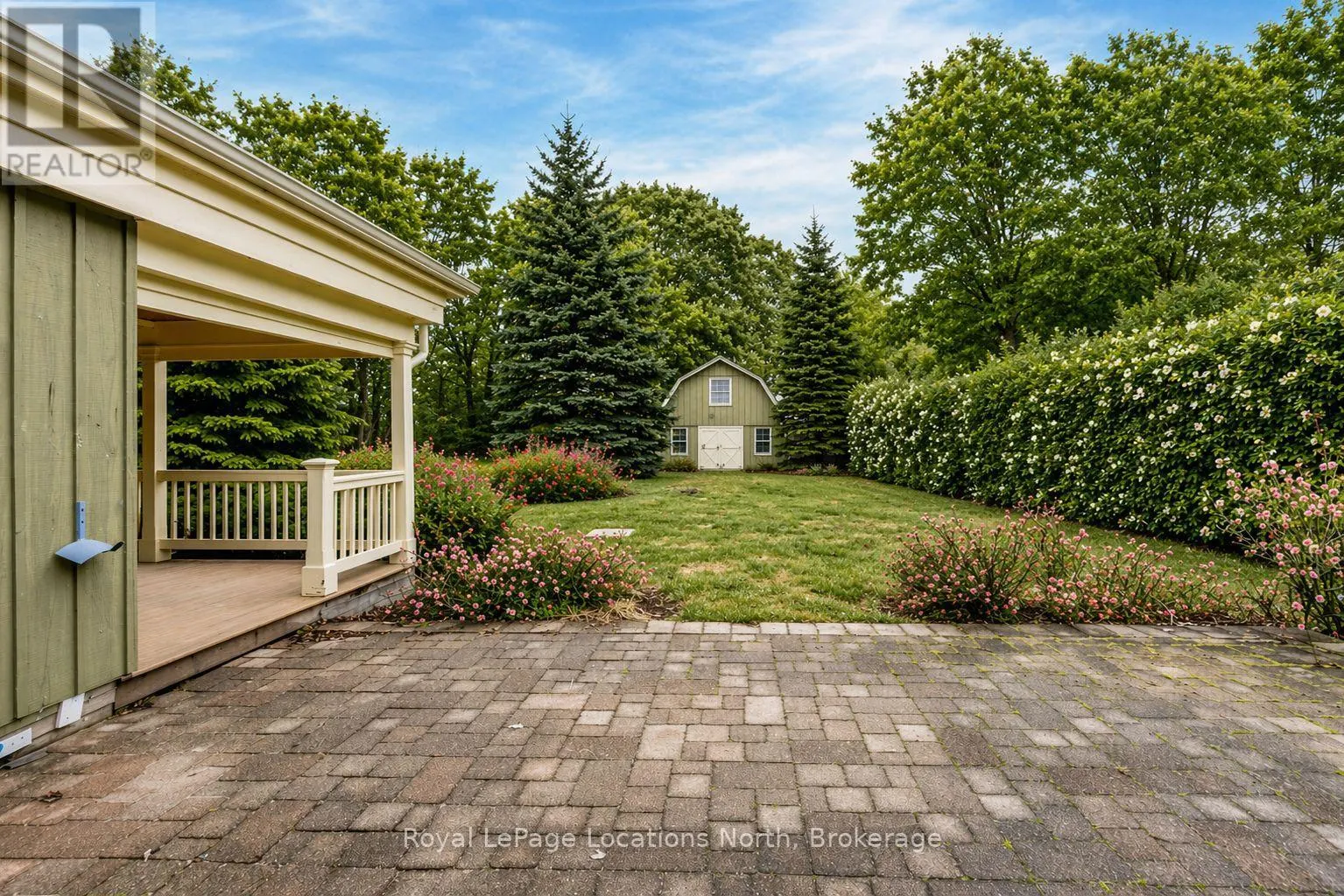795853 GREY 19 ROAD