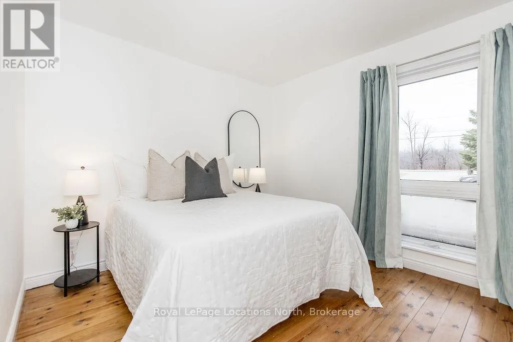 795853 GREY 19 ROAD