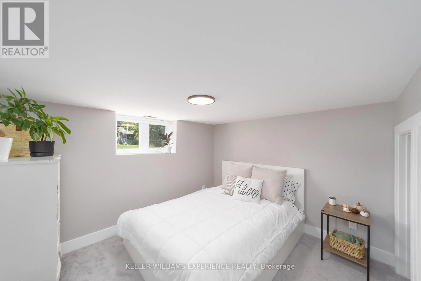 1055 HENRY STREET