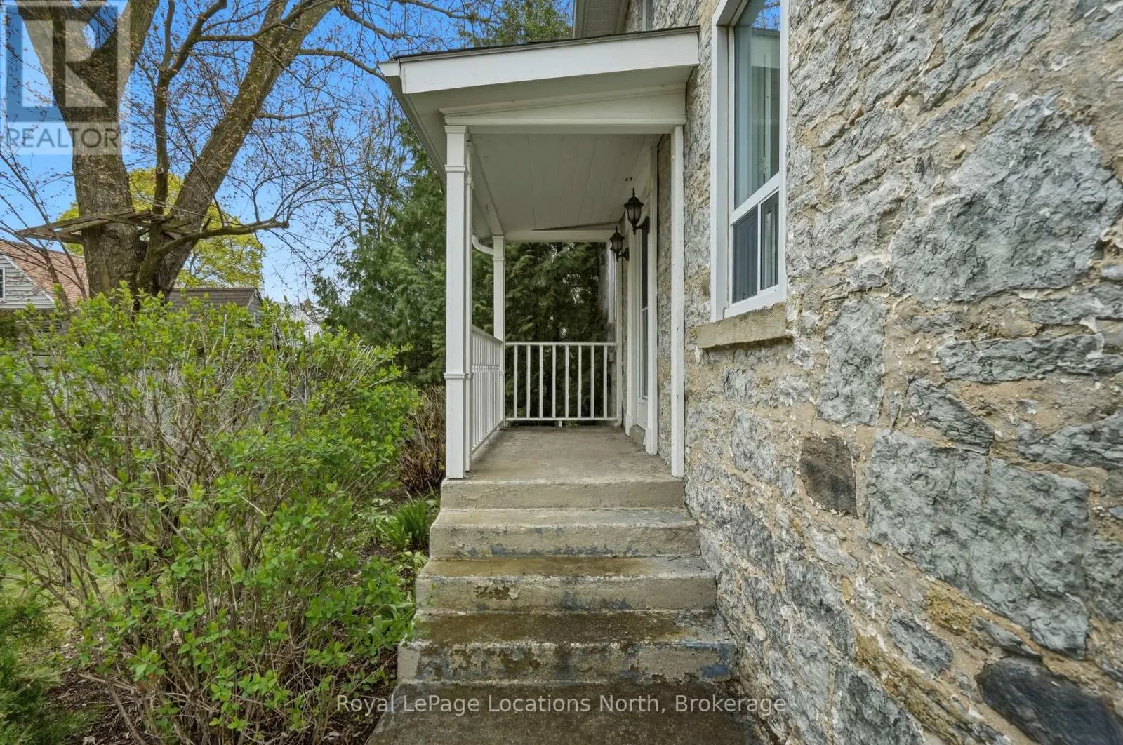 562 CAMERON STREET