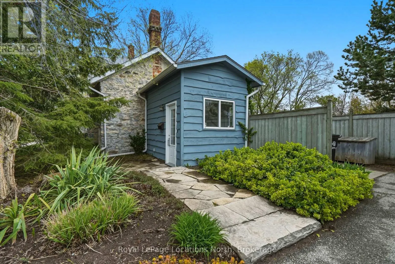 562 CAMERON STREET