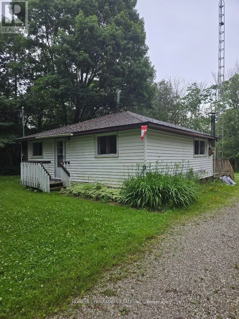 15 POPLAR CRESCENT