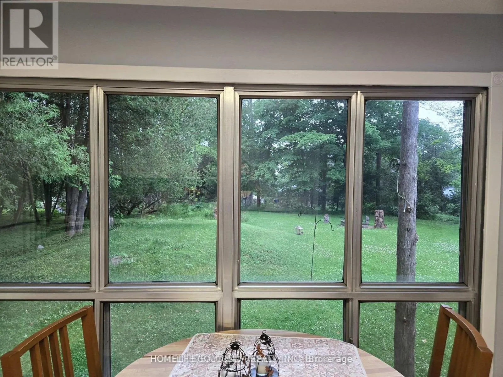 15 POPLAR CRESCENT