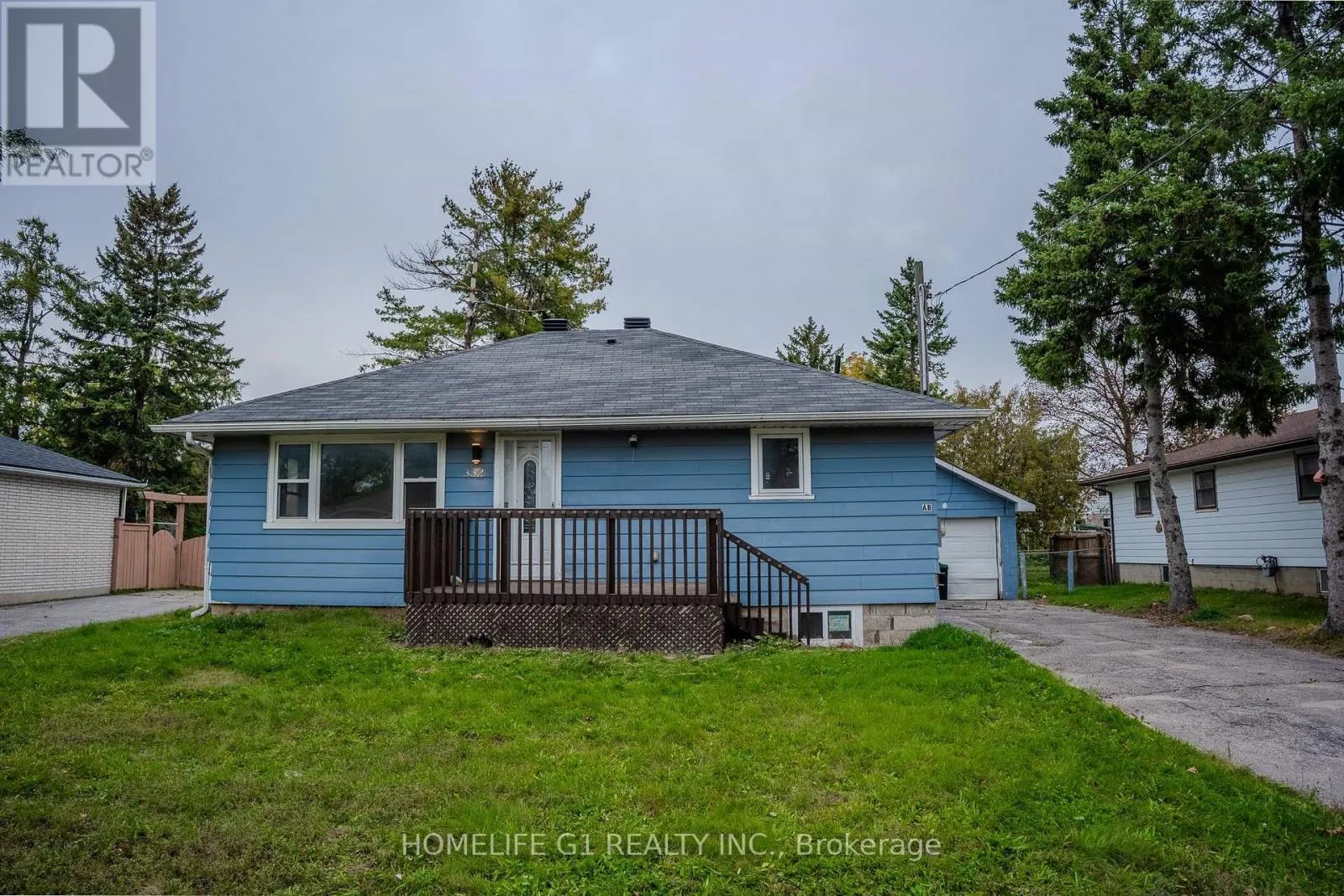 332 GROVE STREET E