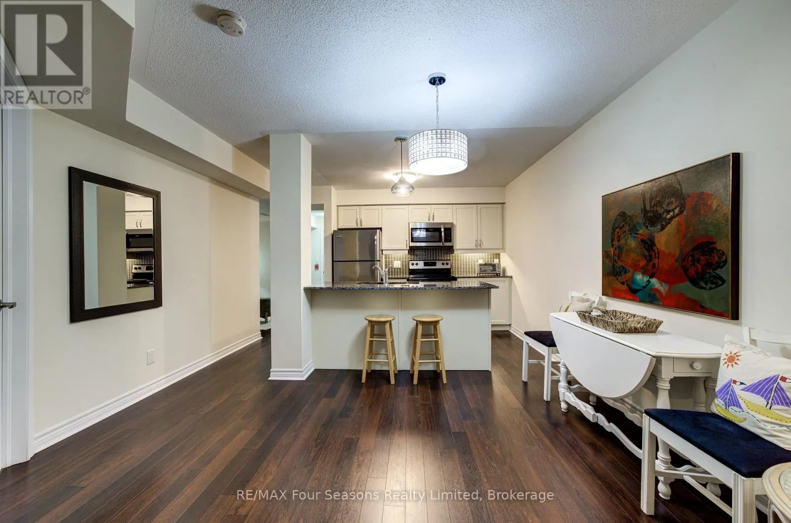 105 - 6 BRANDY LANE DRIVE #105