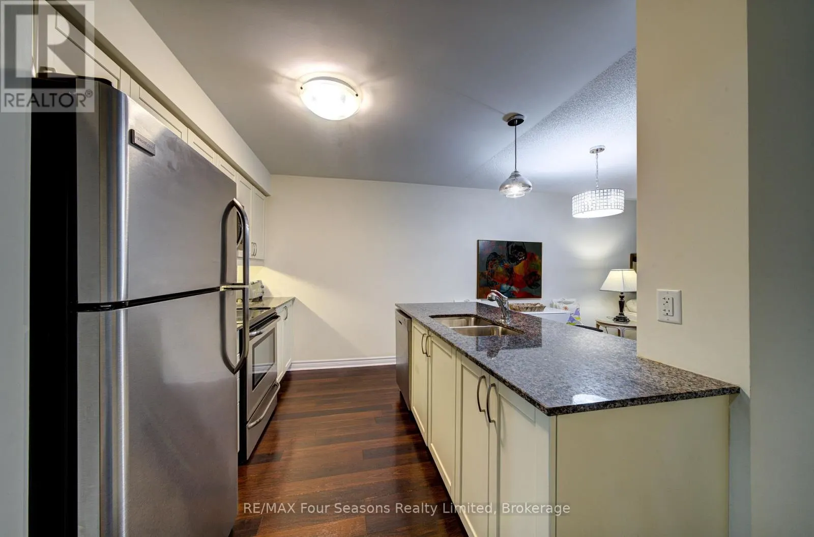 105 - 6 BRANDY LANE DRIVE #105