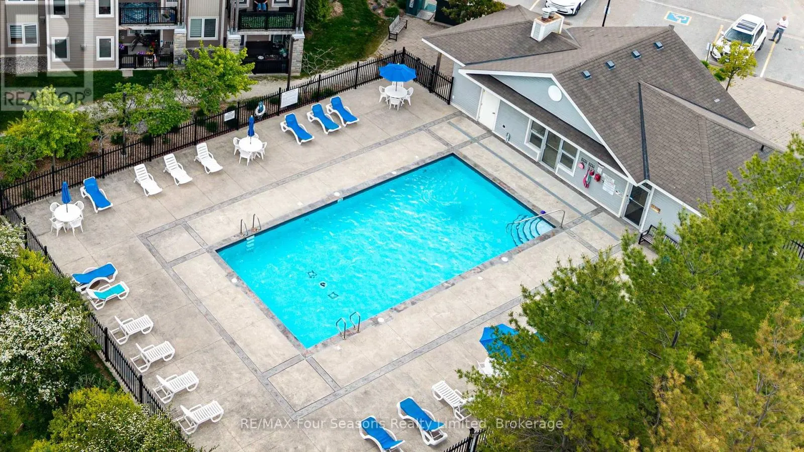 105 - 6 BRANDY LANE DRIVE #105