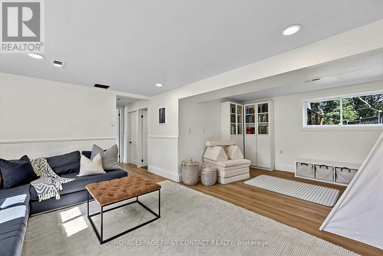 11 MACLAREN AVENUE