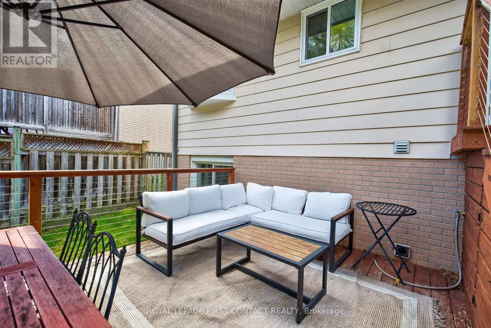 11 MACLAREN AVENUE