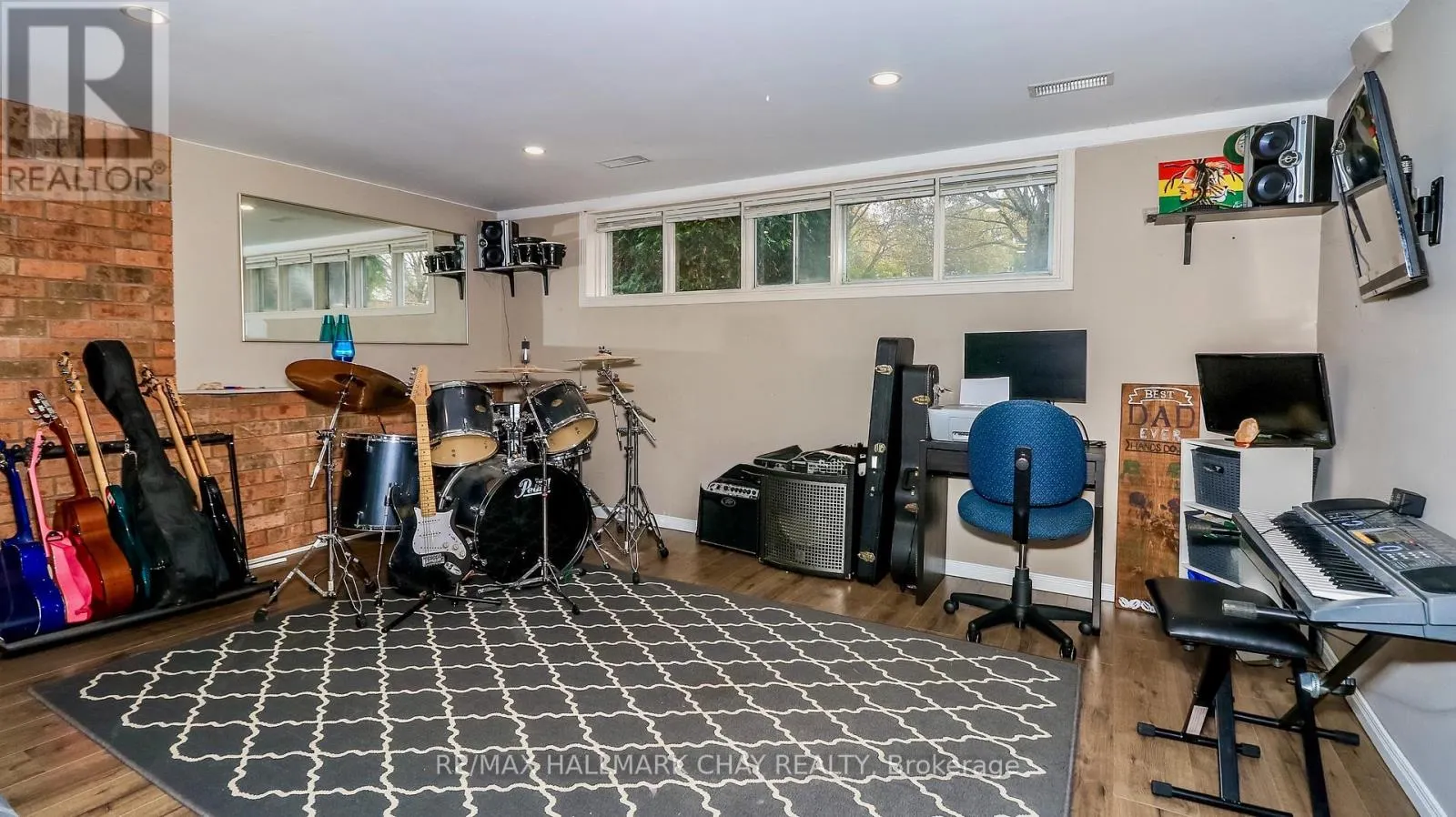 56 BRIAR ROAD