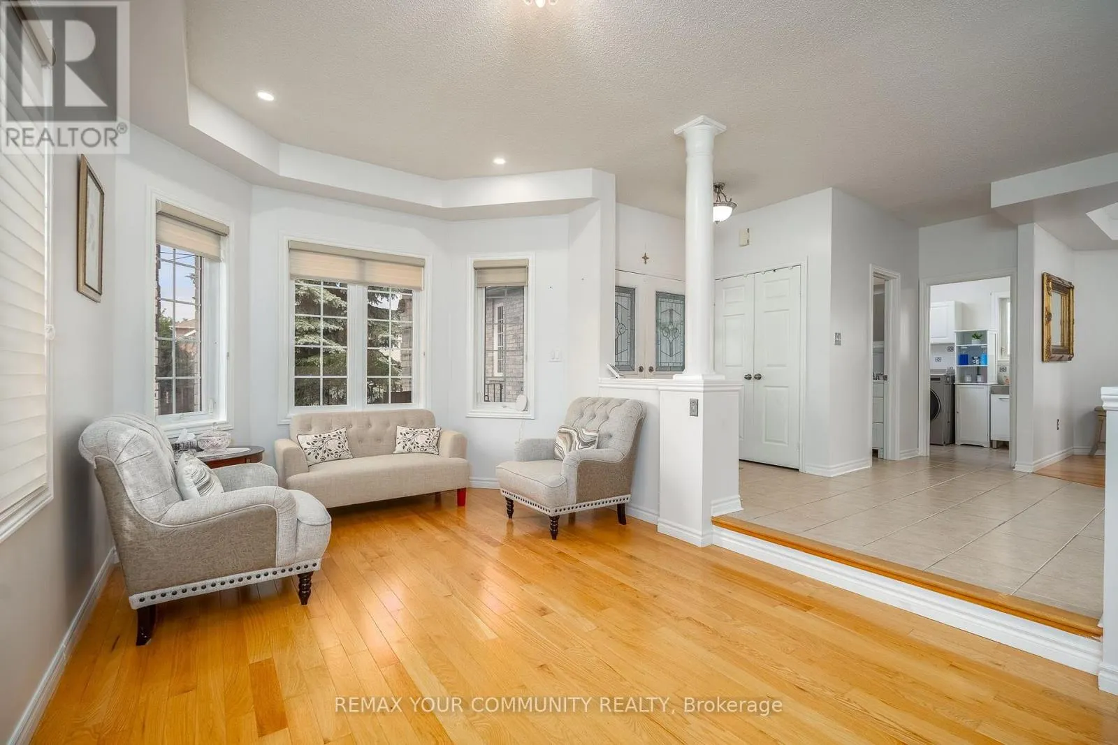 21 SILVERCREEK CRESCENT