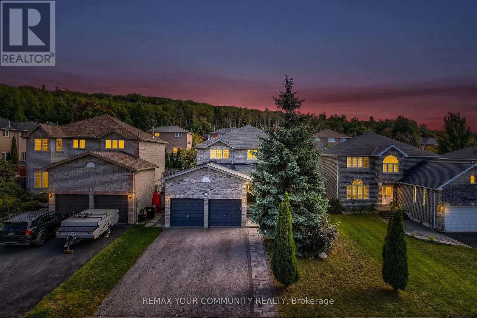 21 SILVERCREEK CRESCENT