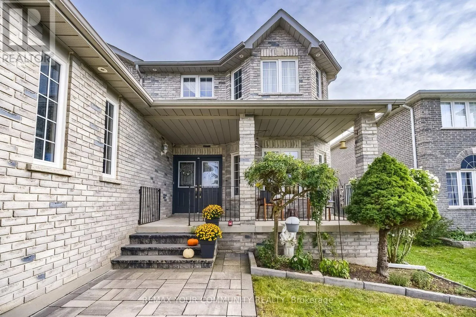 21 SILVERCREEK CRESCENT