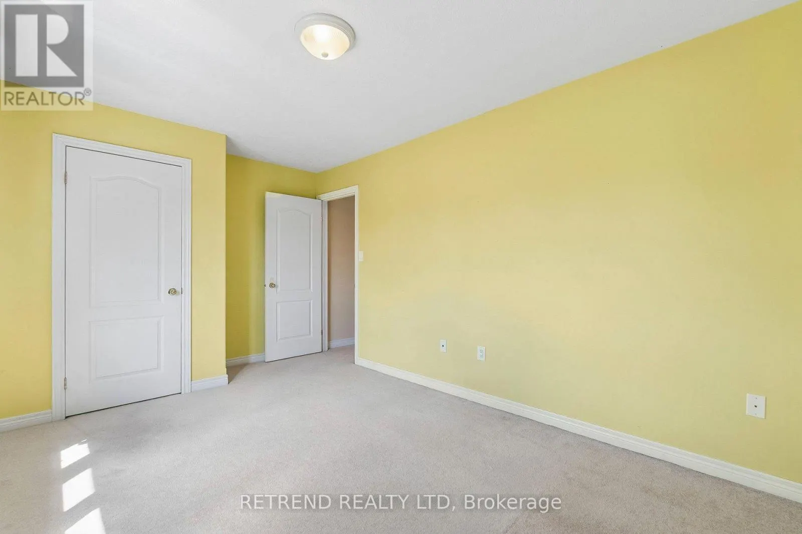36 SANDRINGHAM DRIVE