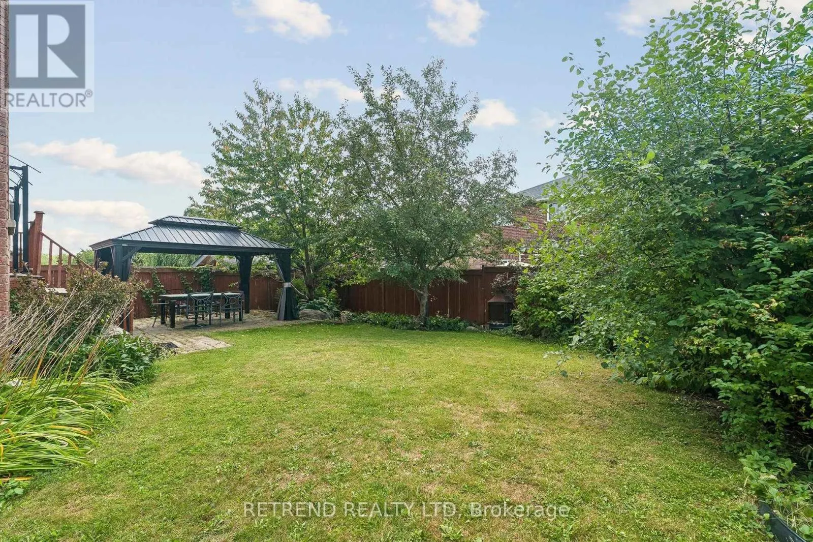 36 SANDRINGHAM DRIVE