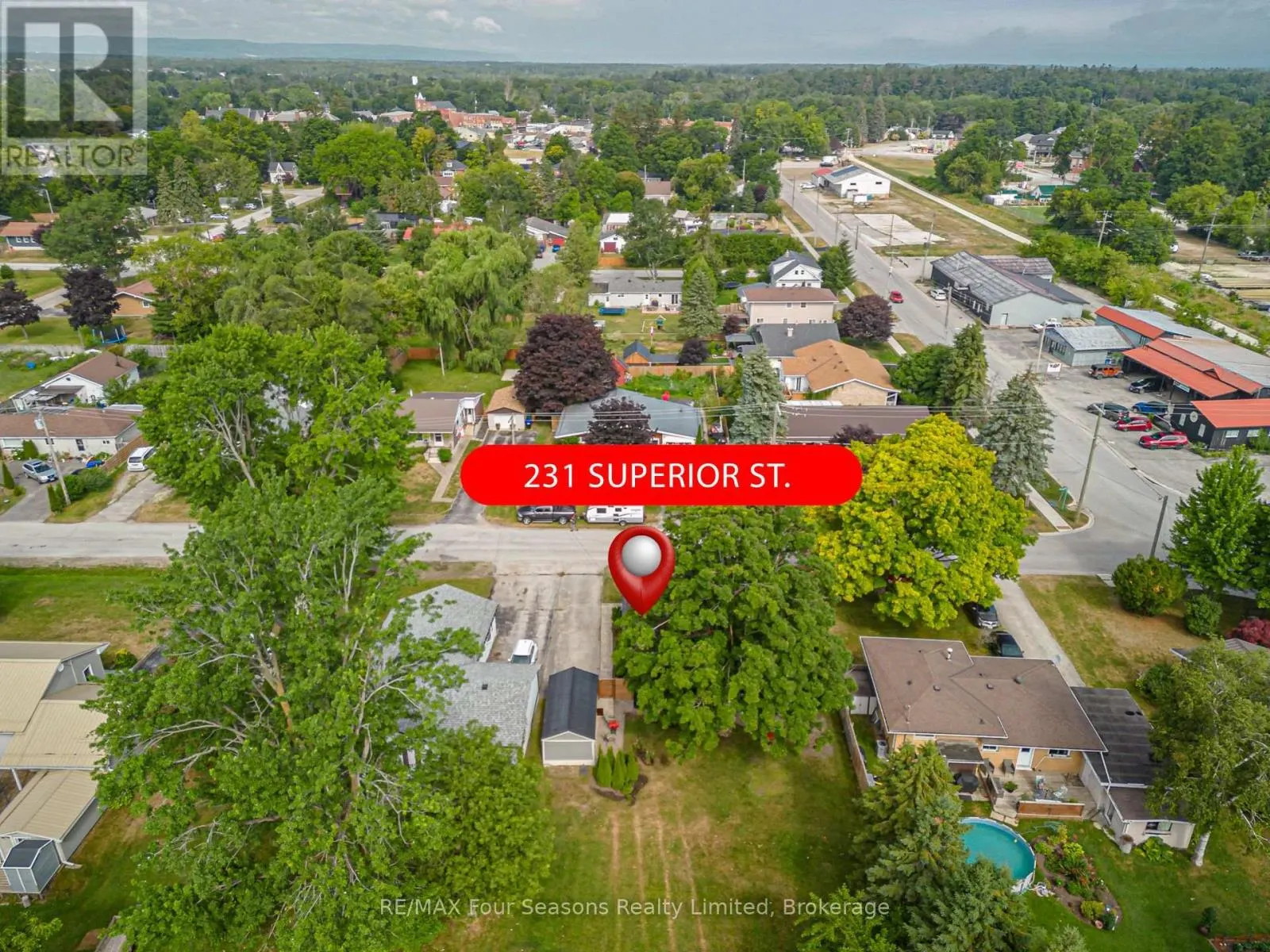 231 SUPERIOR STREET