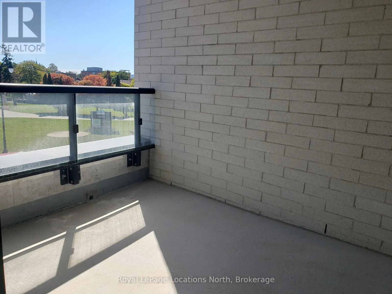 410 - 31 HURON STREET #410