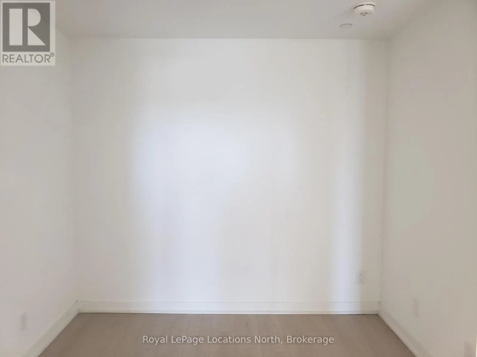 410 - 31 HURON STREET #410
