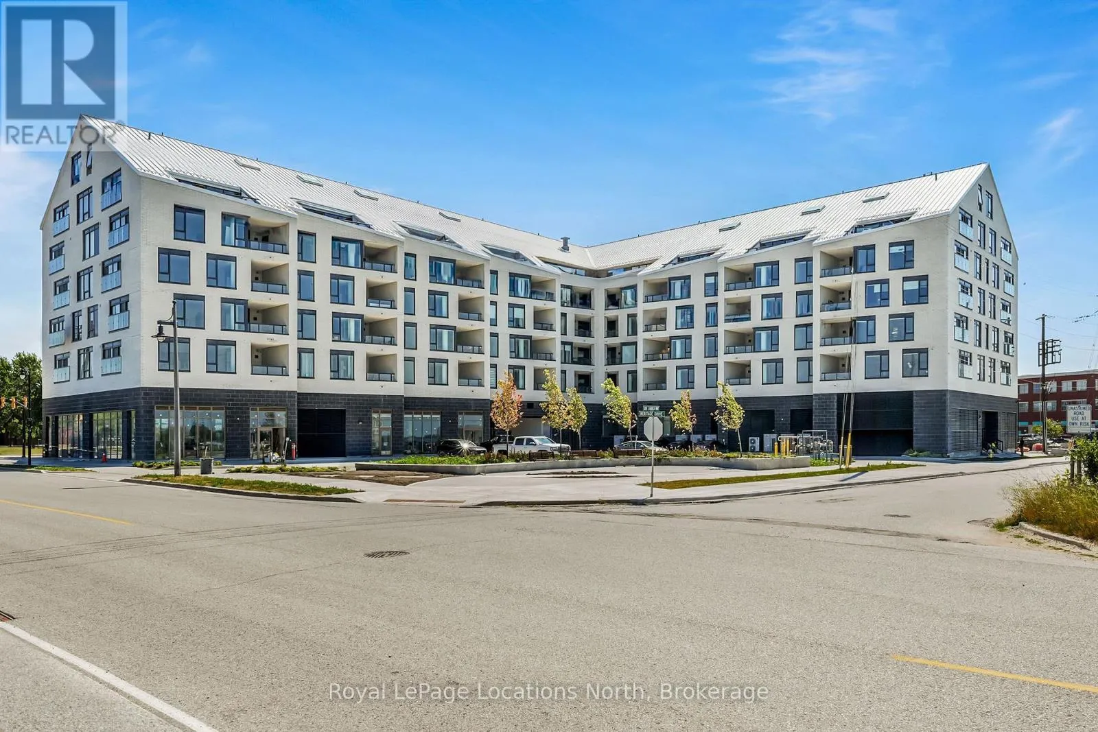 609 - 31 HURON STREET #609