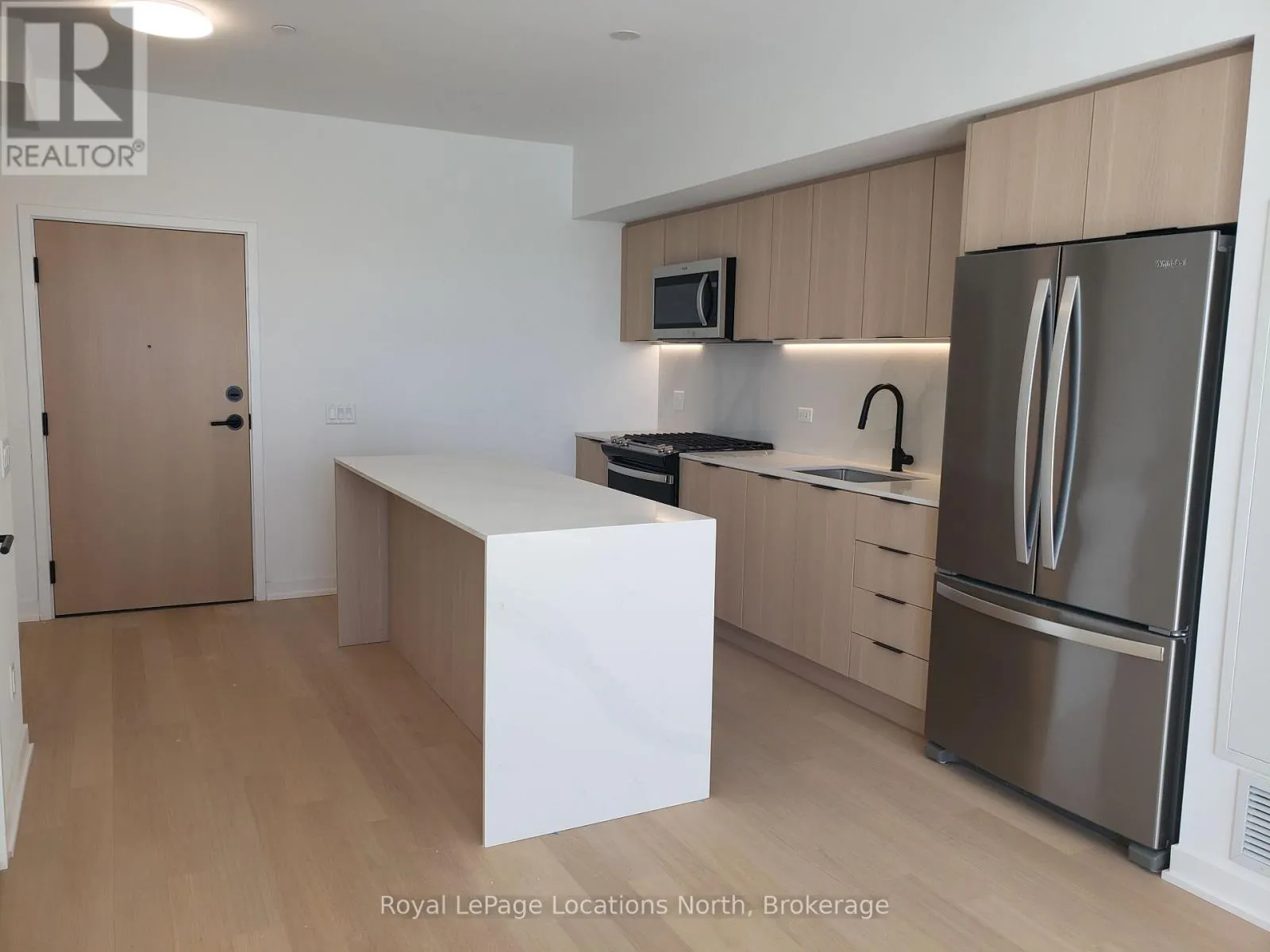 609 - 31 HURON STREET #609
