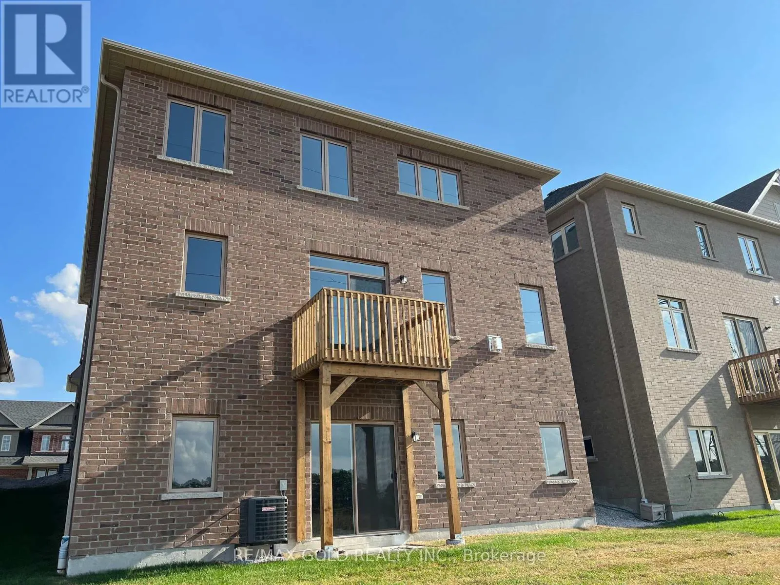 21 SANFORD CIRCLE