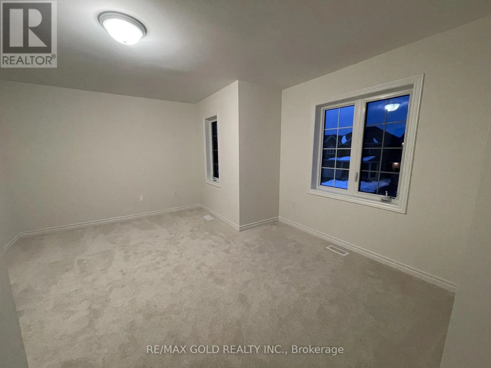 21 SANFORD CIRCLE